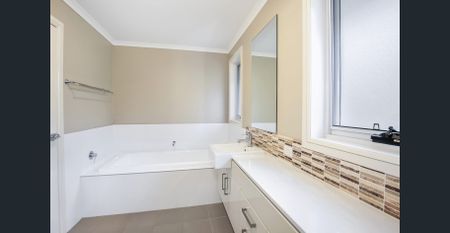 Close to all amenities - Photo 3