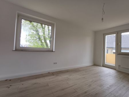 Sanierte 2-Zimmer-Wohnung mit Balkon - Foto 5