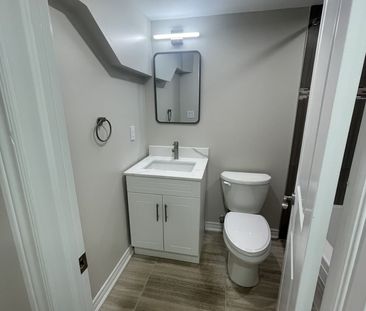 For Lease - 225 Cox Mill Road, Barrie, Ontario - Photo 5