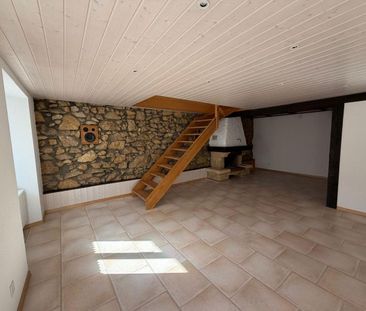 Saint-Imier, magnificent duplex with 4.5 rooms on the 3rd floor - Photo 2