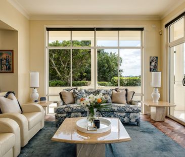 Architecturally Designed Luxury Living with Panoramic City Views - Photo 4
