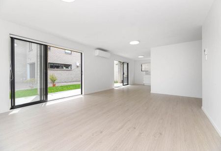 2-Bed near new flat (incl water) - Photo 5