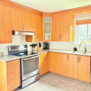 Grand 4 ½ semi-meublé ou meublé à louer – Mascouche Disponible immédiatement - Photo 2