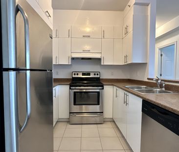 1210 Rue Saint-Antoine Est, #403 - Photo 4