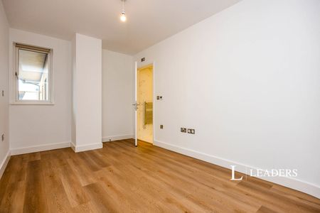 2 bedroom apartment to rent Weyside Park, Catteshall Lane, Godalming, Surrey, GU7 - Photo 3