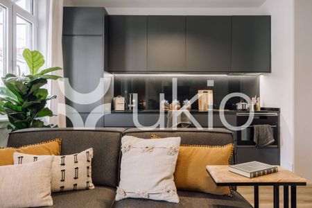 1 bedroom luxury Apartment for rent in Lisbon, Portugal - Photo 3