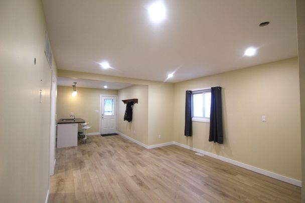 For Lease - 460 Main Street Unit# 1, Wellington North, Ontario - Photo 1