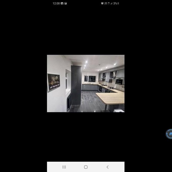 7 bedroom terraced house to rent - Photo 1