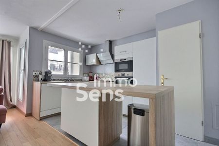 Location appartement - Lille VIEUX LILLE - Photo 2