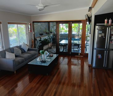Capalaba - Photo 1