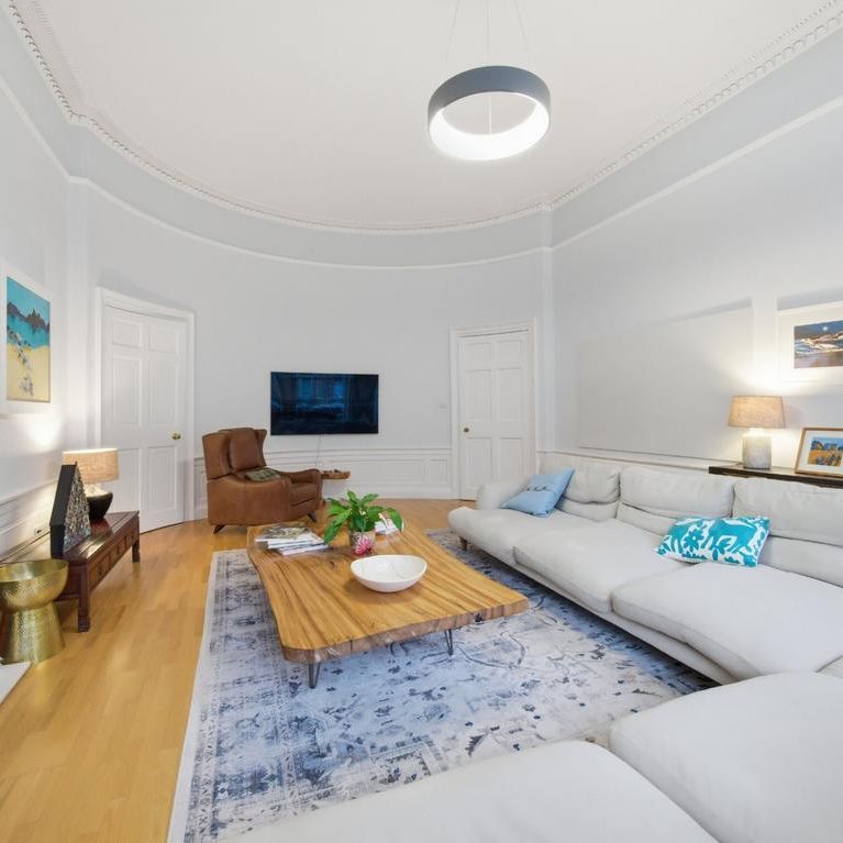 5 bedroom house to rent - Photo 1