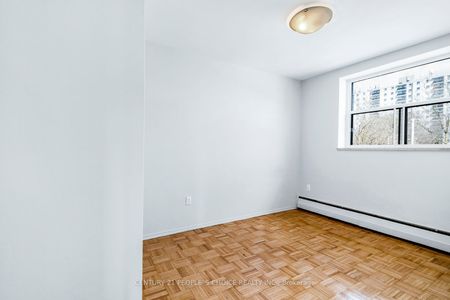 For Lease - 1219 Dundas Street Unit# 106, Mississauga, Ontario - Photo 5