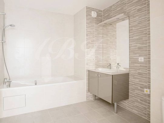 Rental Apartment Levallois-Perret - Photo 1