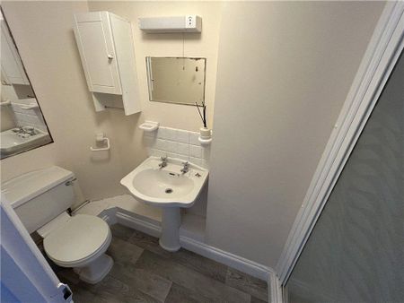 1 bedroom apartment to rent - Photo 3