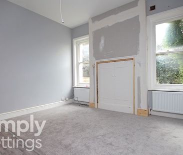 1 Bed property for rent - Photo 2