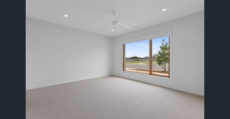 Brand New Coastal Luxury in Ocean Grove - Move in now! - Photo 3