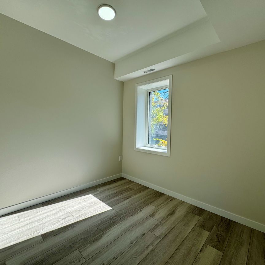 For Lease - 1184 Queen Street Unit# 1, Toronto, Ontario - Photo 1