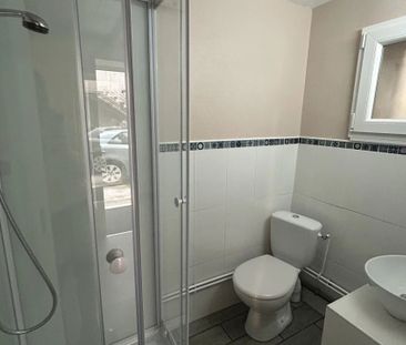 Location Appartement 3 pièces 30 m2 à Brassac-les-Mines - Photo 2