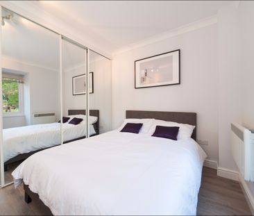 1 Bed Flat, Steep Hill, CR0 - Photo 5
