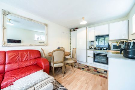 Lawrie Park Road, Penge & Crystal Palace, SE26, London - Photo 2