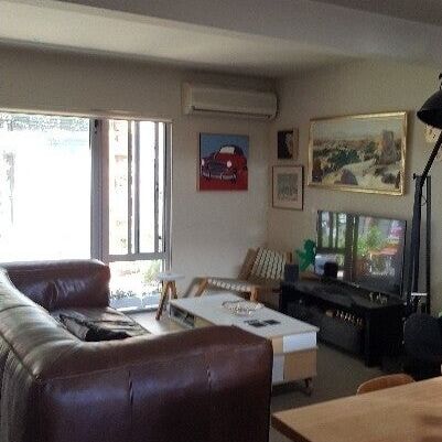 Port Melbourne - Photo 1