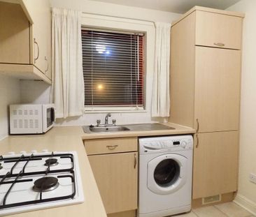 2 bedroom flat to rent - Photo 6