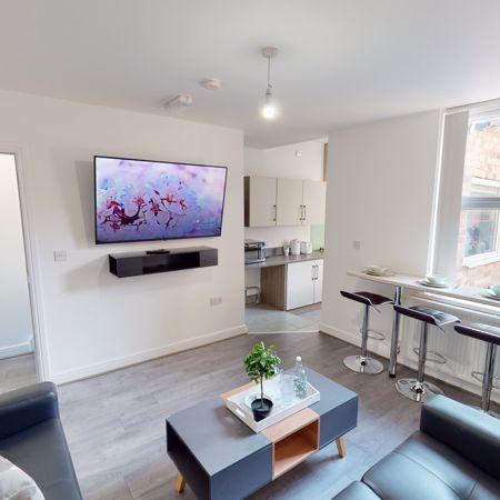 Woodborough Road, Nottingham - Photo 1