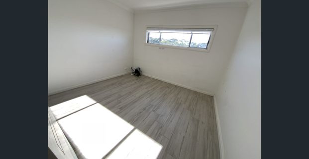 Family home - Photo 1