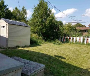 For Lease - 1316 Redbank Crescent, Oakville, Ontario - Photo 5