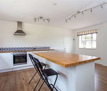 A barn conversion in a rural setting. - Photo 2