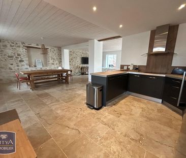 Location Maison 5 pièces 140m² CASTELJALOUX 47700 - Photo 2