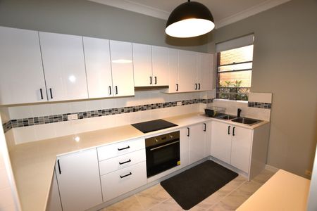 7/6-8 Queens Road, Brighton-Le-Sands NSW 2216 - Apartment For Rent | Domain - Photo 2