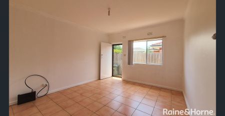 Affordable Living! - Photo 3