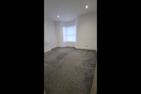 3 Bed Terraced House, Burns Street, L20 - Photo 3