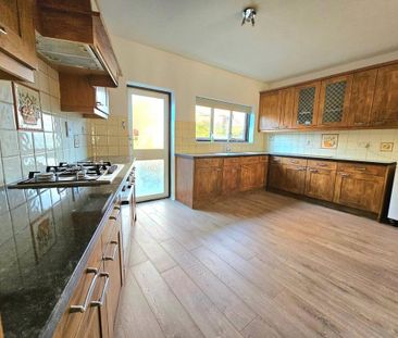 4 bedroom semi-detached house to rent - Photo 1