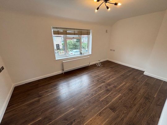 Kingsmill Road, Dagenham, RM9 - Photo 1