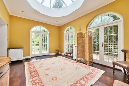 5 bedroom detached house to rent - Photo 3