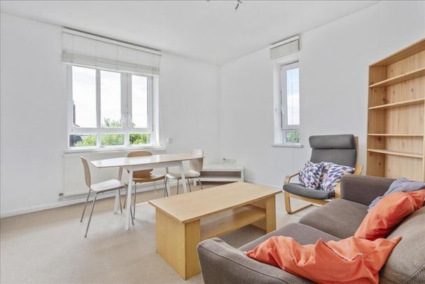 Room in a Shared Flat, Mary Macarthur House, W6 - Photo 1