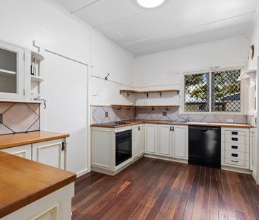 296 South Street, Harristown - Photo 4
