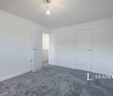 2 bedroom house to rent Hydean Way, SG2 - Photo 5