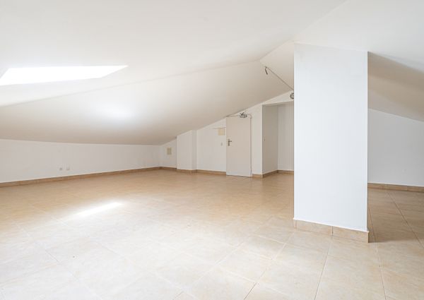 4 BEDROOM FLAT WITH TERRACE IN QUINTA DA BELOURA II - SINTRA