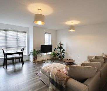 2 bedroom flat to rent - Photo 1
