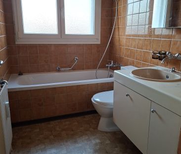 Sonnige 3.5-Zimmer-Wohnung mit Balkon und herrlicher Aussicht in Bu... - Foto 3