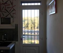 Βίλα για ενοικίαση - Ανθηδώνος, - Photo 1