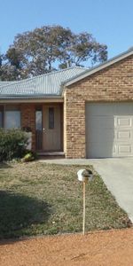 Single Level Three Bedroom Home. - Photo 3