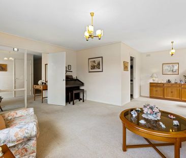 Light-Filled Family Home Offering Space, Comfort & Everyday Conveni... - Photo 1