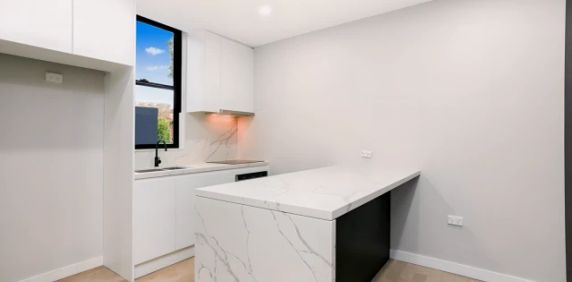 1Bedrooms, 1Bathrooms - Photo 2