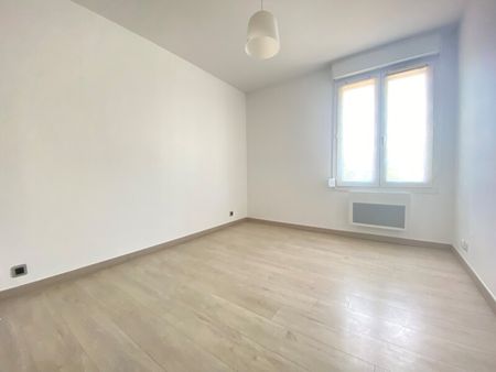 Location Appartement 2 Pièces 47 m² - Photo 4