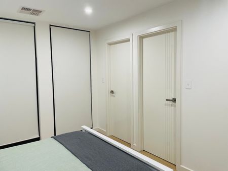 Magill - Photo 3