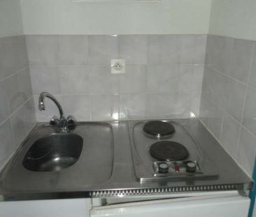 Location Appartement 1 pièce 15m² - Photo 1